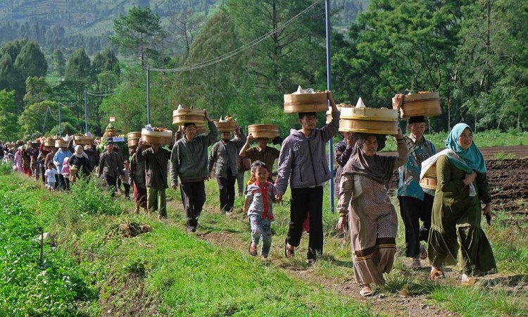 Tradisi Merti Desa di lembah gunung Sindoro-Sumbing Sudah Turun Menurun Sejak Ratusan Tahun