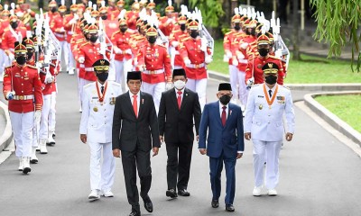 Presiden Jokowi Lantik Sri Sultan Hamengku Buwono X Sebagai Gubernur DIY