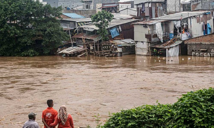 Sungai Ciliwung Meluap, Sebanyak 68 RT di Jakarta Terendam Banjir
