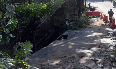 Jalanan di Kota Bogor Tertutup Longsor Akibat Tingginya Intensitas Hujan