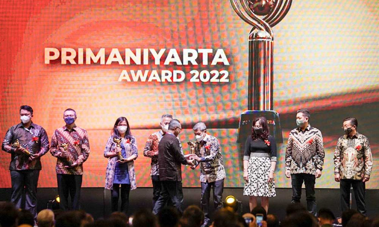 Asia Pacific Yarn Terima Penghargaan Primaniyarta Award 2022 Kategori Eksportir Produk Berkelanjutan