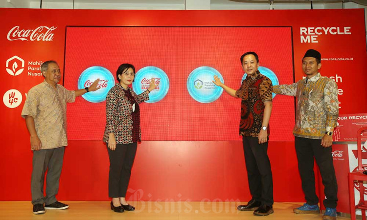 PT Coca-Cola Indonesia Meluncurkan Kampanye Recycle Me