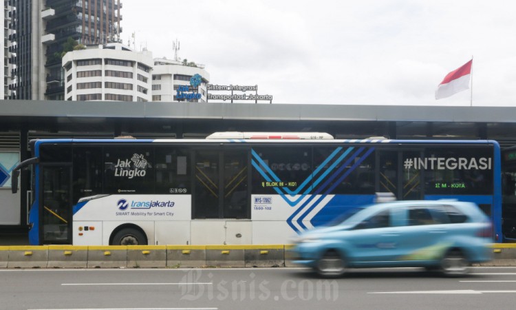 Jumlah Penumpang Trasnjakarta Meningkat 3,9 Persen