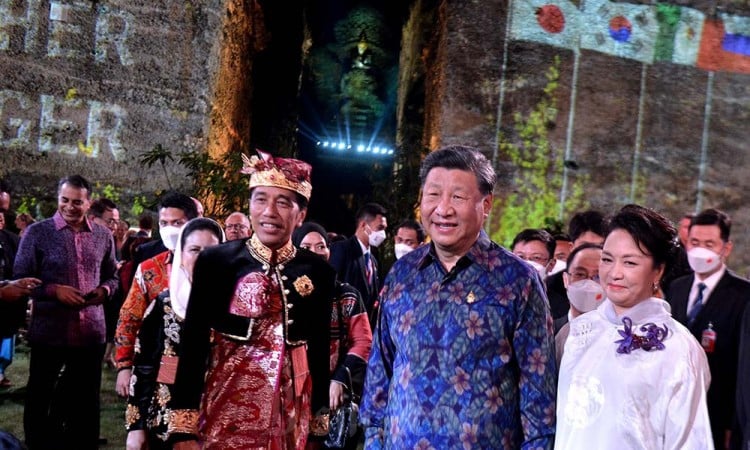 Gambaran Suasana Akrab dan Hangat Pemimpin Dunia Saat Makan Malam KTT G20 Bali