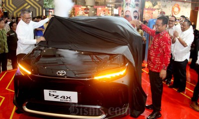 Kalla Toyota Luncurkan Mobil Listrik