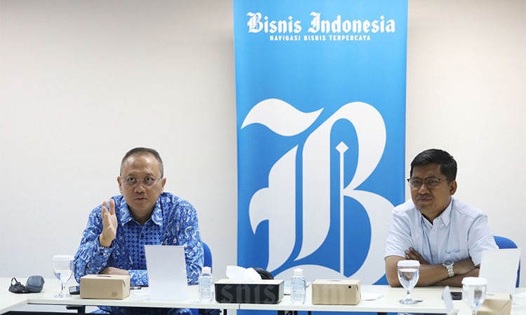 Media Visit  Bank Riau Kepri Syariah ke Redaksi Bisnis Indonesia