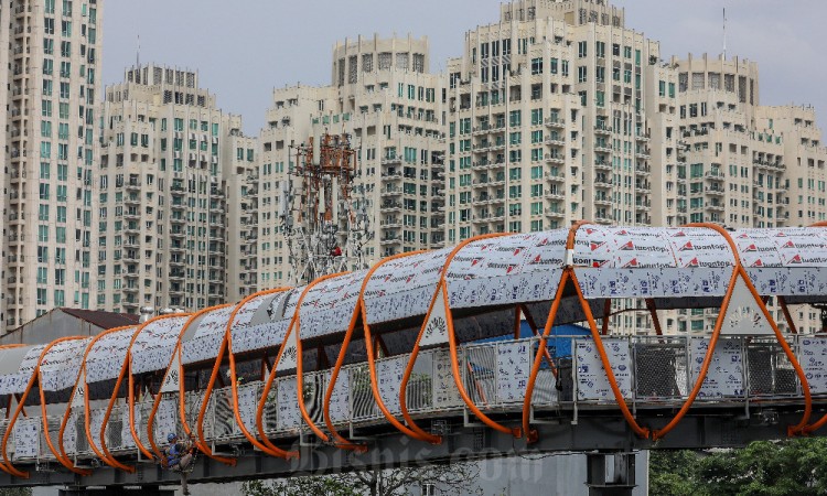 Pembangunan Skywalk Kebayoran Lama Ditargetkan Selesai Pada November 2022