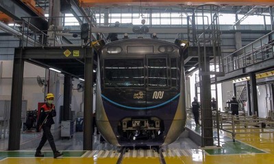 Melihat Dari Dekat Perawatan Kereta MRT Jakarta