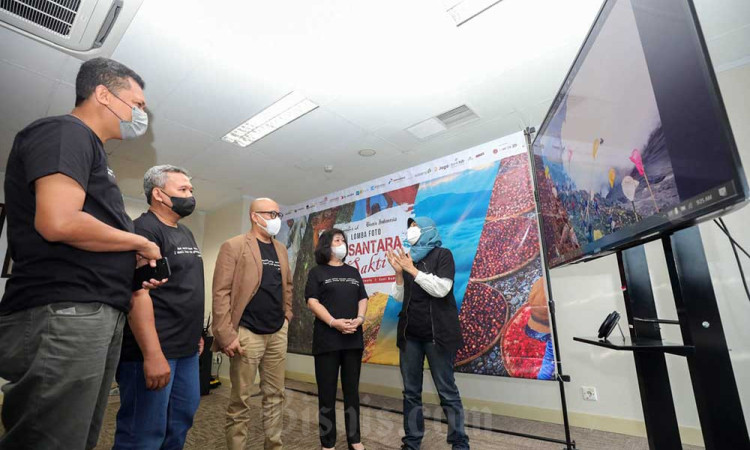 Sebanyak 2.716 Foto Masuk Meja Panas Dewan Juri Lomba Foto Nusantara Sakti