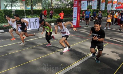 Lomba Lari Sprint 100 Meter di Kawasan SCBD Jakarta