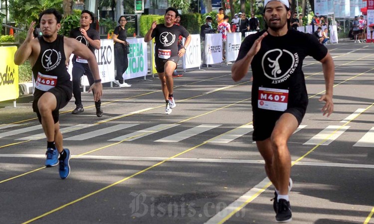 Lomba Lari Sprint 100 Meter di Kawasan SCBD Jakarta