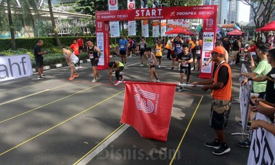 Lomba Lari Sprint 100 Meter di Kawasan SCBD Jakarta