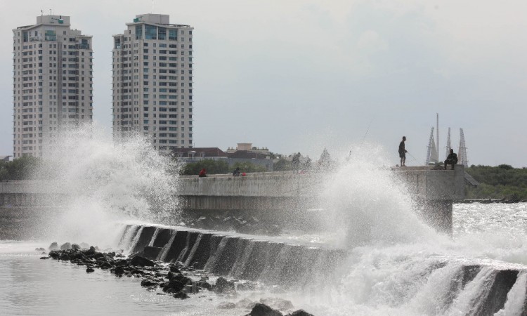 Cegah Banjir Rob di Ibu Kota, Presiden Jokowi Ingin Giant Sea Wall Segera Dibangun