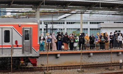 Jumlah Penumpang KRL Menembus 11 Juta Pada Pekan Ketiga Januari