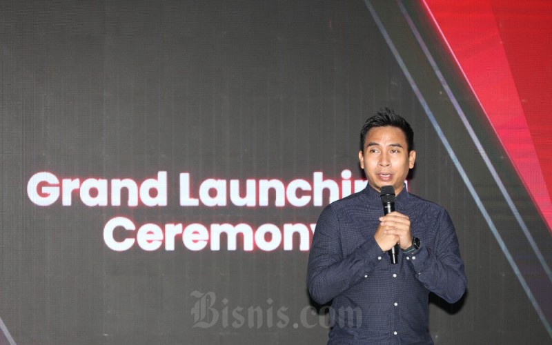 Owner Creative Culture Space Chrismartin Hanandito memberikan sambutan dalam acara peluncuran Creative Culture Space di Jakarta, Jumat (27/1/2023). Creative Culture Space merupakan studio kreatif yang dapat digunakan dengan berbagai fasilitas. Salah satunya untuk produksi video, pemotretan serta kegiatan kreatif lainnya untuk menunjang produktifitas para pekerja kreatif. Bisnis/Suselo Jati