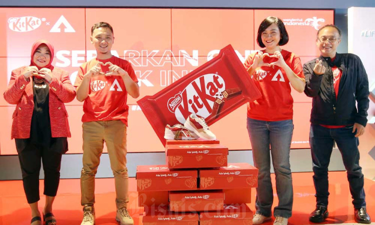 Nestle Kitkat Berkolaborasi Dengan Aerostreet Luncurkan Sepatu Edisi Terbatas