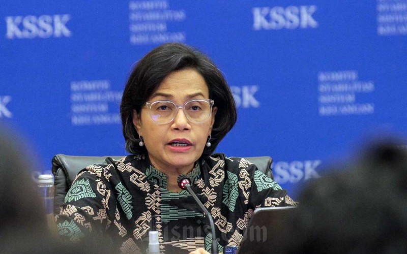 Menteri Keuangan Sri Mulyani Indrawati memberikan keterangan saat konferensi pers hasil rapat Komite Stabilitas Sistem Keuangan (KSSK) di Jakarta, Selasa (31/1/2023). Bisnis/Fanny Kusumawardhani 