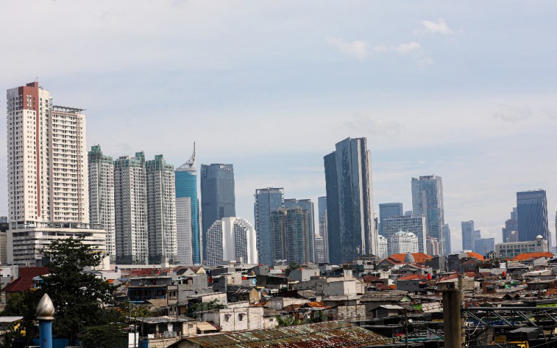 Jajaran gedung bertingkat di Jakarta, Senin (6/2/2023). Badan Pusat Statistik (BPS) melaporkanÂ pertumbuhan ekonomi IndonesiaÂ mencapai 5,31 persen sepanjang 2022. Capaian itu merupakan yang tertinggi sejak 2013. Bisnis/Abdurachman