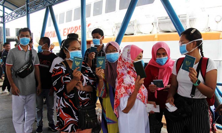 Otoritas Imigrasi Malaysia Mendeportasi Pekerja Migran Indonesia Yang Bermasalah