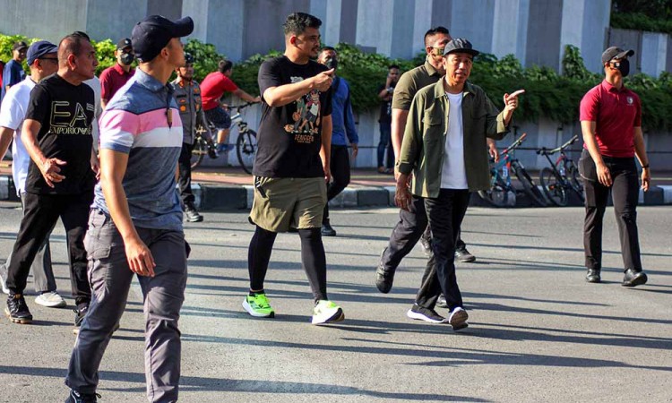 Presiden Joko Widodo Menyapa Warga di CFD Medan
