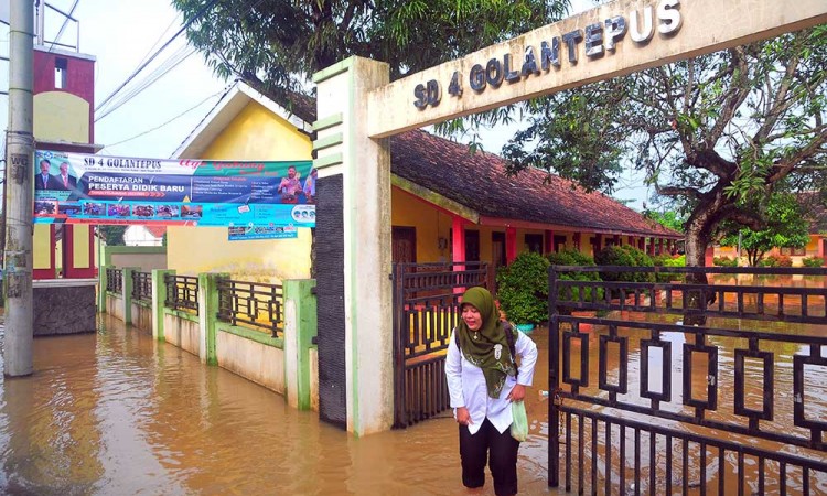 Tanggul Sungai Jebol, Sejumlah Wilayah di Kudus Jawa Tengah Terendam Banjir