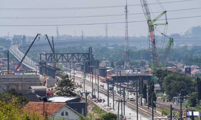 Pembangunan Proyek Kereta Cepat Jakarta-Bandung (KCJB) Sudah Mencapai 84 Persen