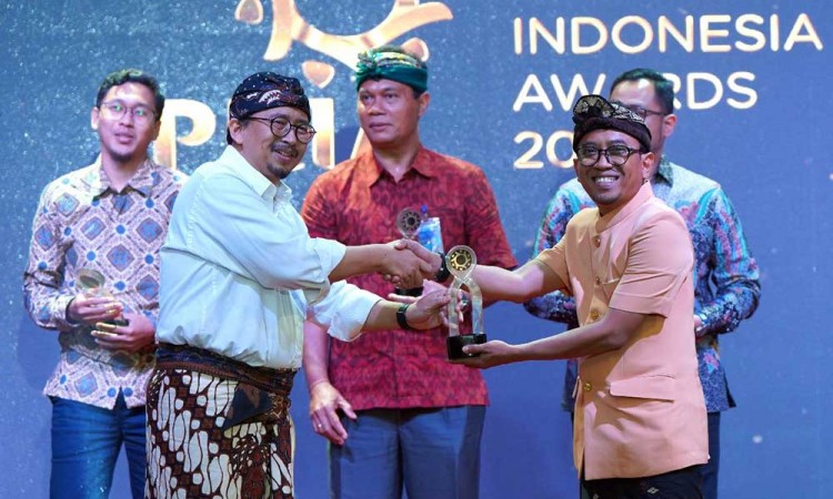 SIG Raih Penghargaan BUMN Terpopuler pada Ajang PR Indonesia Awards 2023