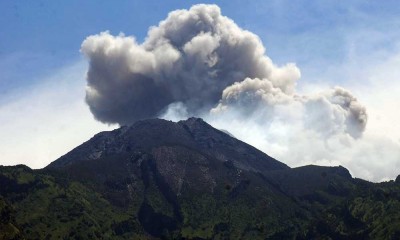 Gunung Merapi Kembali Semburkan Awan Panas dan Abu Vulkanik