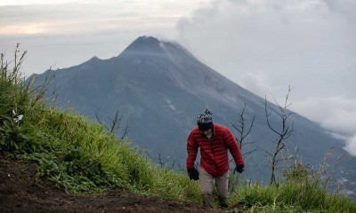 Gunung Merapi Erupsi, Jalur Pendakian Gunung Merbabu Tetap Dibuka