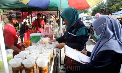 BPOM Uji Bahan Makanan Berbuka Puasa di Makassar