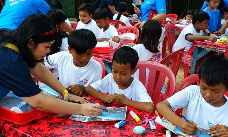 UOB Indonesia Tingkatkan Kesadaran Pentingnya Keanekaragaman Hayati Laut Bersama Anak-Anak Kurang Beruntung di Bali