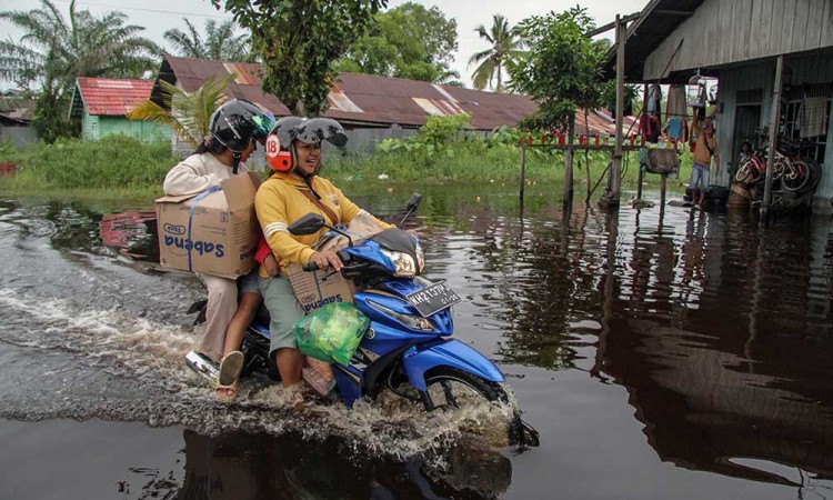 Ratusan Rumah di Palangkaraya Terendam Banjir Luapan Sungai Kahayan