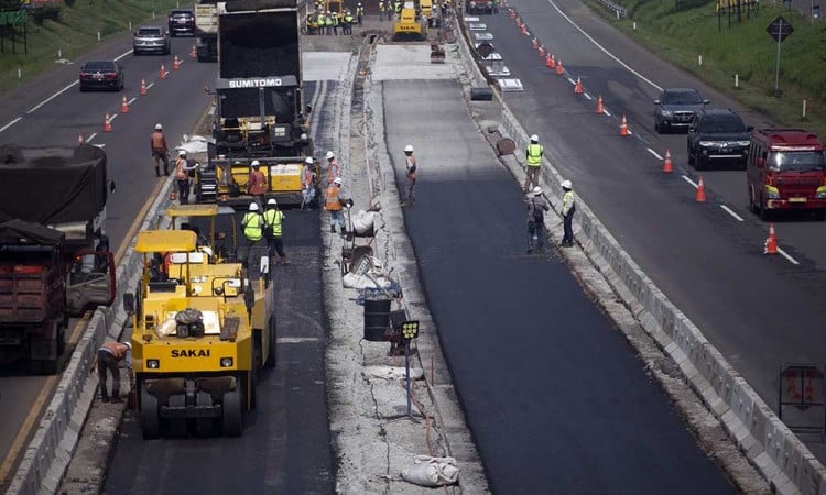 Penambahan Lajur di Jalan Tol Cipali Untuk Antisipasi Kepadatan Saat Arus Mudik