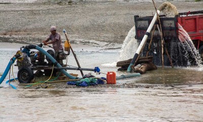 Aktivitas Penambangan Pasir Rakyat di Sungai Palu