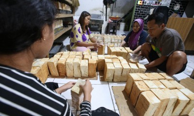 Rumah Produksi Chen Chen Bakery Mampu Memproduksi Hingga 1.000 Bungkus Roti Per Hari