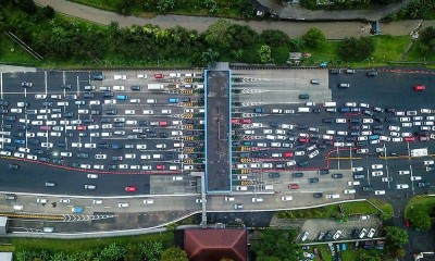 Ribuan Kendaraan Terjebak Macet di Pintu Keluar Tol Ciawi