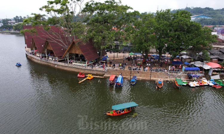 Kawasan wisata Situ Ciburuy di Padalarang Ramai Dikunjungi Wisatawan Saat Libur Lebaran