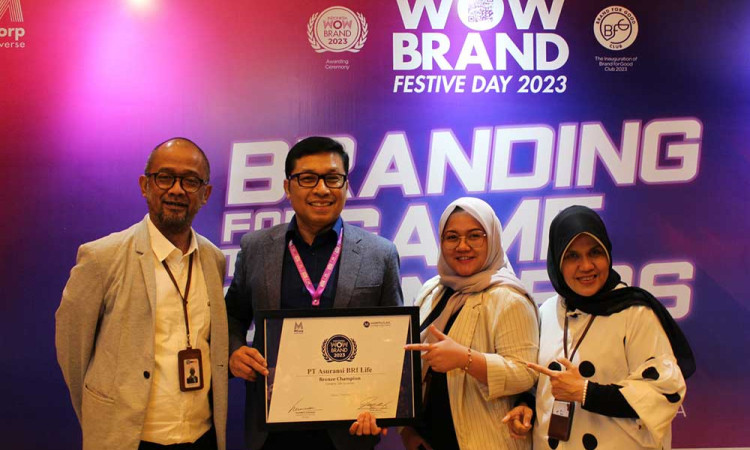 Jadi Top of Mind Kategori Life Insurance, BRI Life Raih Award di Ajang WOW Brand Festive 2023