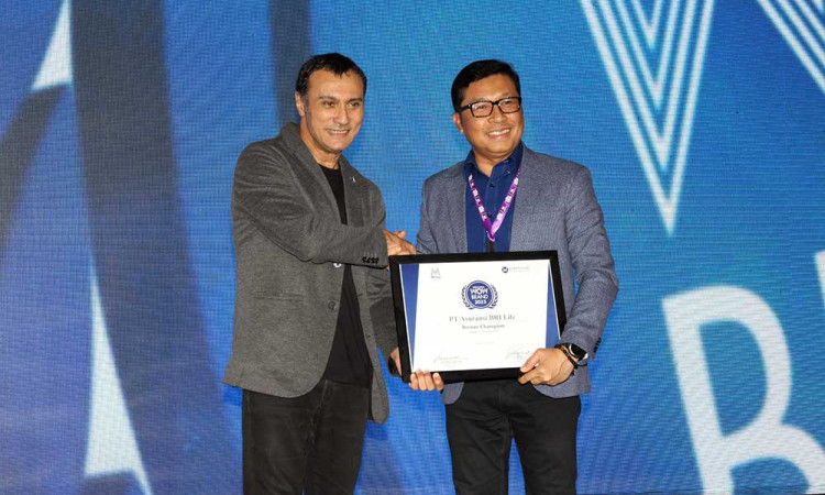 Jadi Top of Mind Kategori Life Insurance, BRI Life Raih Award di Ajang WOW Brand Festive 2023