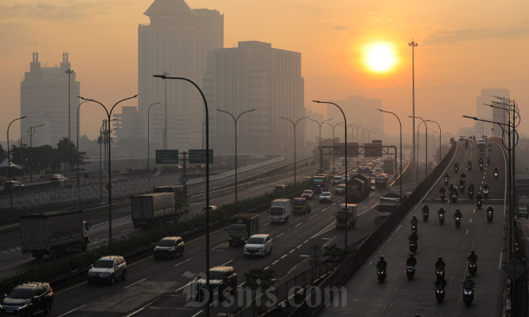 Pemprov DKI Jakarta Akan Mengatur Ulang Jam Kerja Karyawan Untuk Mengurai Kemacetan Ibu Kota