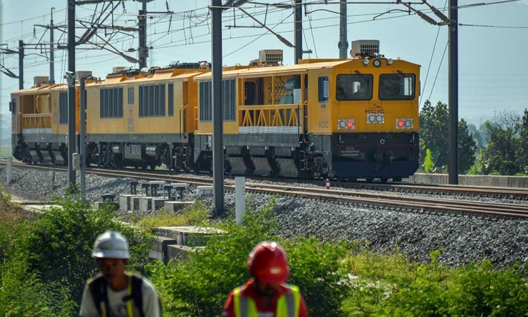 Uji Coba Kereta Cepat Jakarta-Bandung Mulai Dilakukan