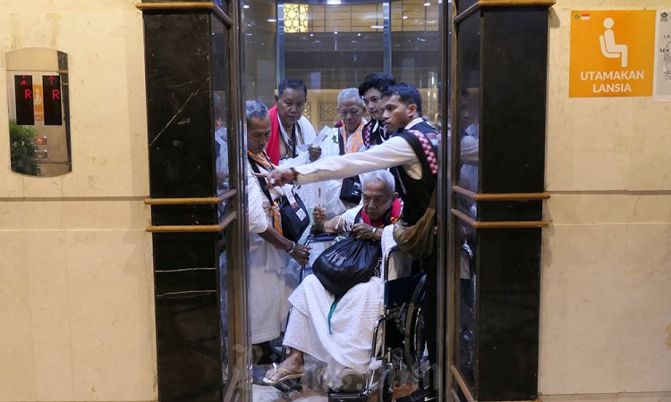 Kedatangan Jemaah Calon Haji di Mekah
