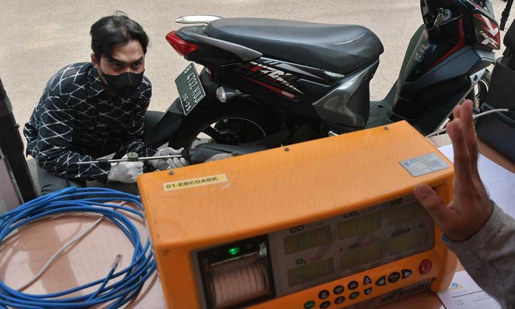 Pantau Pencemaran Udara, Dinas Lingkungan Hidup Gelar Uji Emisi Gratis di Bekasi