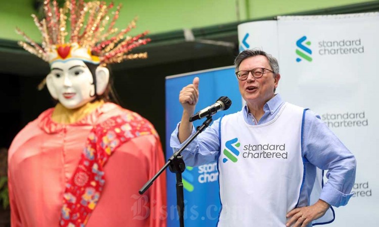 Standard Chartered Berikan Literasi Keuangan Kepada Pelajar