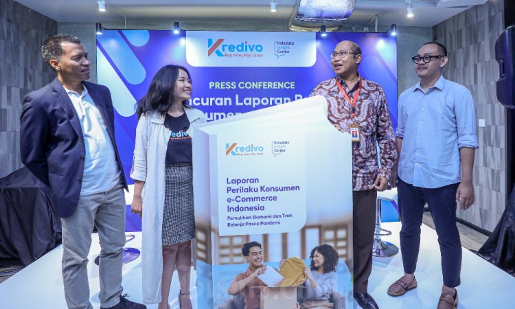 Kredivo Bersama Katadata Insight Center Luncurkan Riset Tahunan Perilaku Konsumen E-Commerce Indonesia
