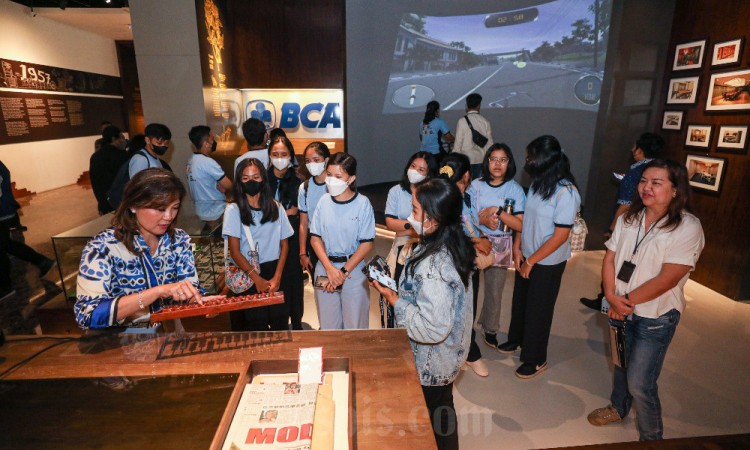BCA Ajak Siswa SMA Jelajahi Dunia Perbankan Melalui Student Banking Tour