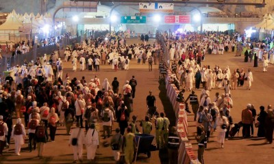 Jamaah Haji Mulai Melaksanakan Lempar Jamrah Ula