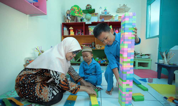 AkzoNobel Decorative Paints Indonesia Dukung Pendidikan Anak Usia Dini Melalui Warna Warni Dulux 