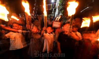 Keseruan Pawai Obor di Depok Dalam Rangka Menyambut Tahun Baru Islam 1445 H