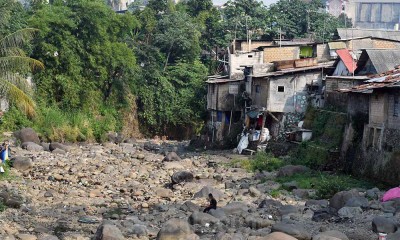 Debit Air Sungai Ciliwung Bogor Menyusut